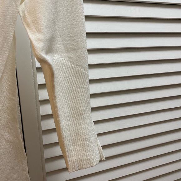 Elegant Top - Picture 4 of 5